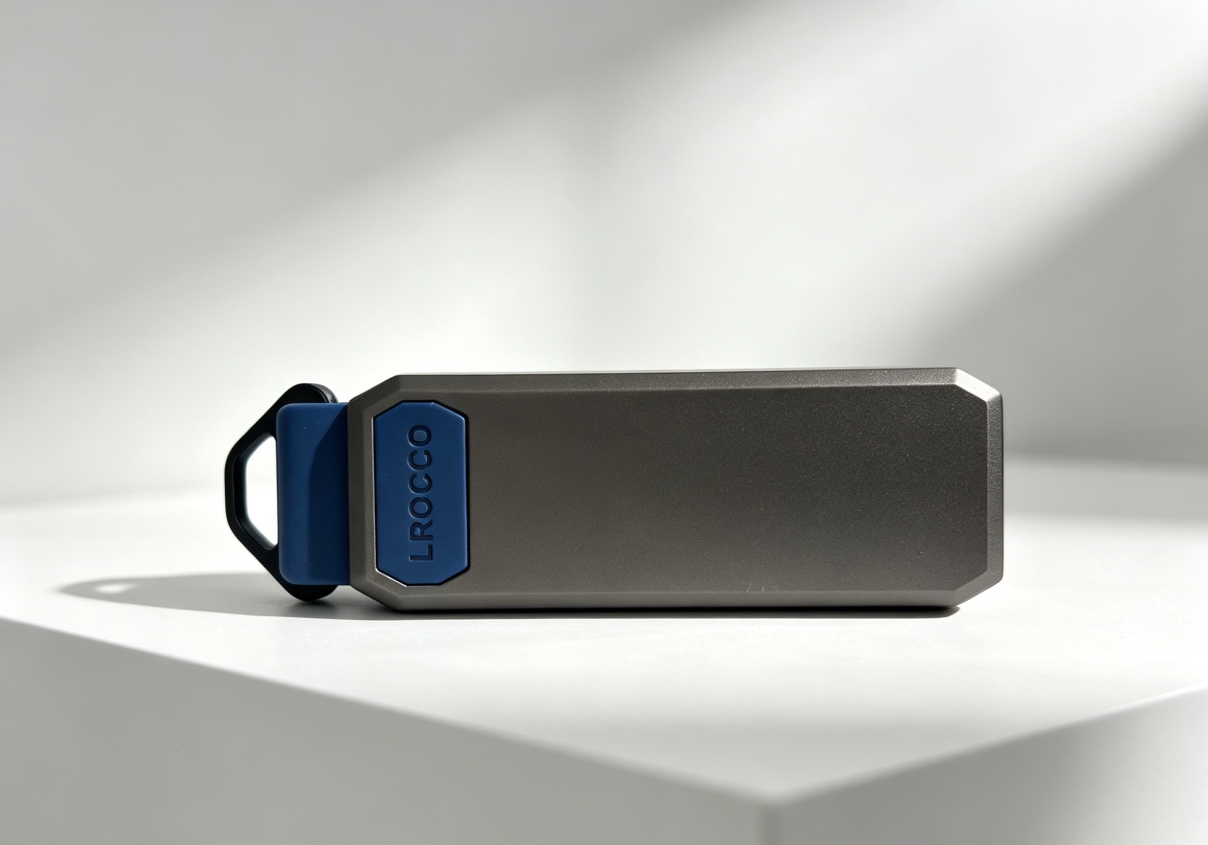 LROCCO Keychain, Key Finder Built-in Anti-Loss Tracker